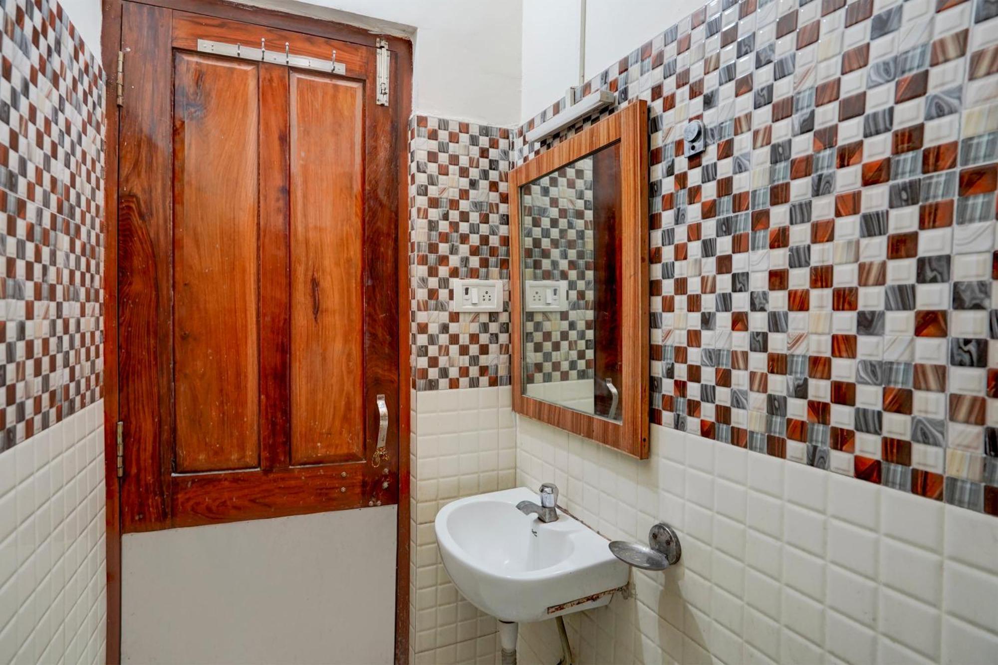 Super Hotel O Jwalapur Near Prem Ashram Haridwar Bagian luar foto